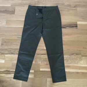 Banana Republic Core Temp Chino 32x30